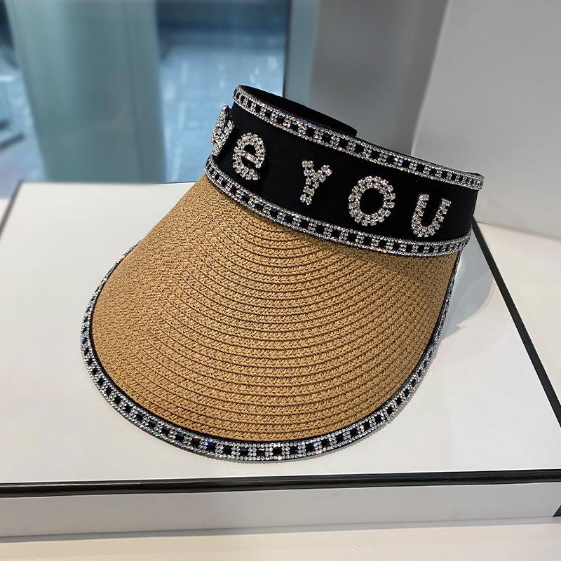 

Весенне-летний темпераментный соломенный козырек с алфавитом из стразов, шляпа с открытым верхом, детская мода, для путешествий на открытом воздухе, защита от солнца для женщин Adult (56-58cm) хаки