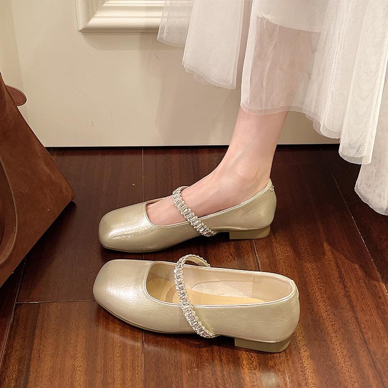 

Beautiful flat silver single shoes women s new summer skirt Mary Jane shoes small leather shoes evening shoes 40 шампанского