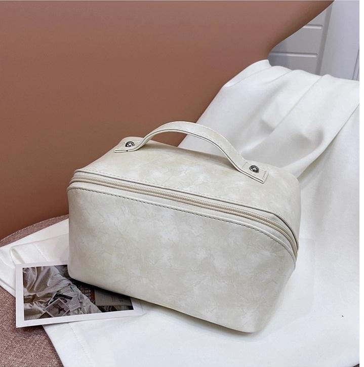 Factory Customized Durable Large PU Zipper Fashion Waterproof Luxury Cosmetic Makeup Bag 22cm*13cm*13cm белый