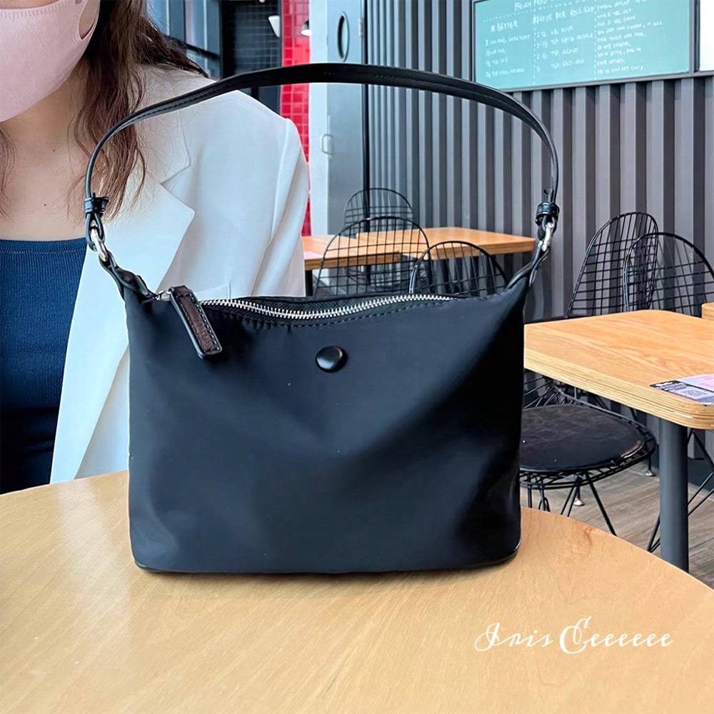 

Spring/Summer Lightweight Waterproof Nylon Oxford Cloth Dumpling Armpit Shoulder Crossbody Bag For Women, Shoulder Bag For School чёрный