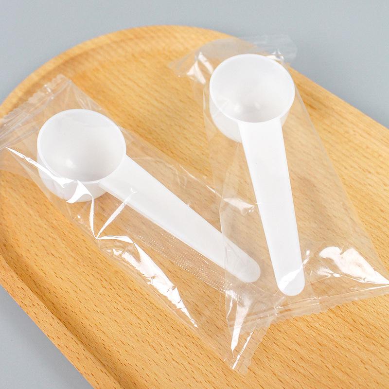 

Индивидуально упакованная мерная ложка 10 г, вместимость 20 мл, круглое дно, для жидкости или порошка. белый