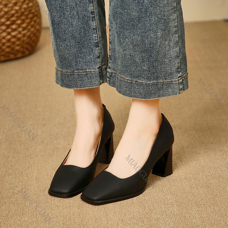 Fashion Spring New Women's Pumps Retro Shallow Mouth Square Head Thick High Heels Work Shoes Commuting Beige Black Women Single Shoes