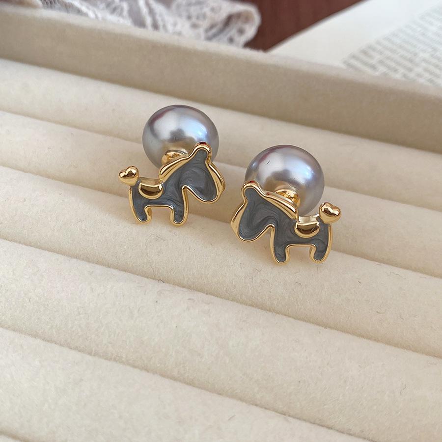 Real gold electroplating dripping pony pearl stud earrings natal year retro temperament earrings earrings