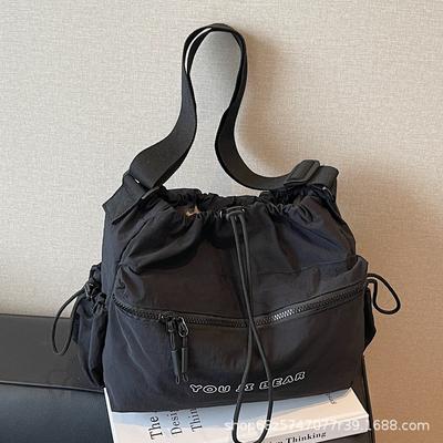 Large-capacity Messenger Bag Women's New Light and Lazy Simple Commuter Drawstring Bundle Tote Bag Casual Shoulder Bag