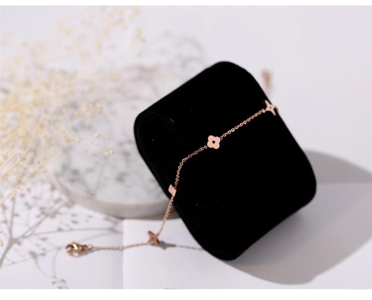 Korean Style 18K Rose Gold Plated Titanium Steel Flower Anklet for Women - Simple, Fashionable Design