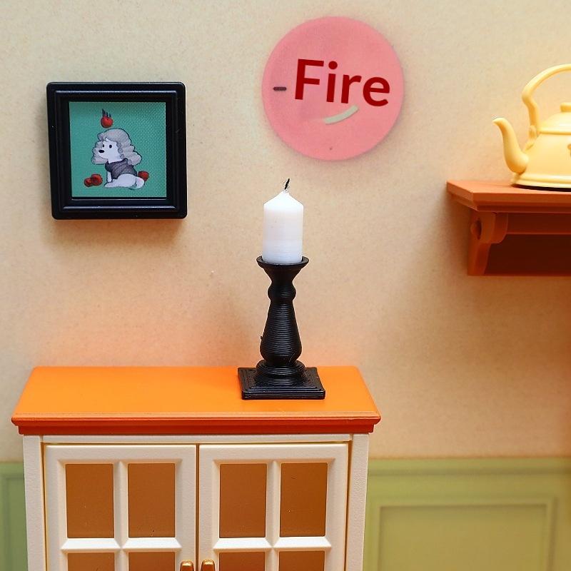 

4Pcs Doll House Decoration Mini Candle With Base Simulation Candlestick Model 1/12 Dollhouse Miniature Accessories Onesize