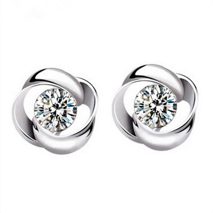 Zhenrong 925 Silver Diamond Stud Earrings: Rotating Love High-End Retro Design, Ladies' Bestselling Silver-Plated Jewelry