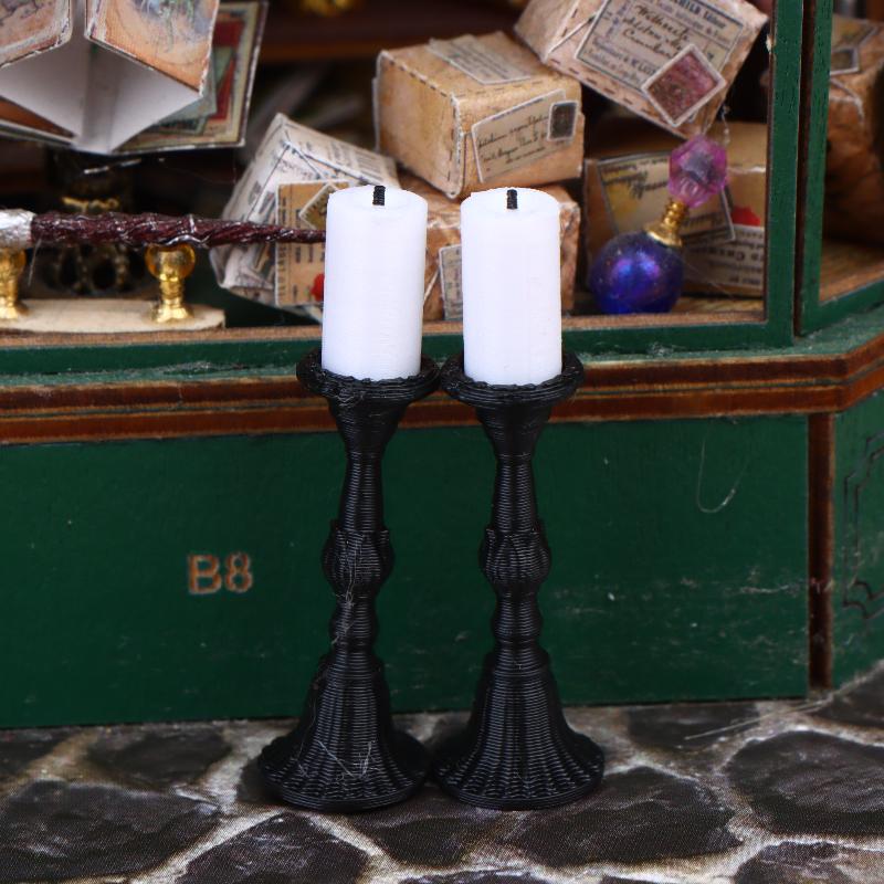 2Pcs Miniature Retro Candle Holder Set With 2 Candles Dollhouse Simulation Candlestick Model Dolls House Mini Scene Decoration
