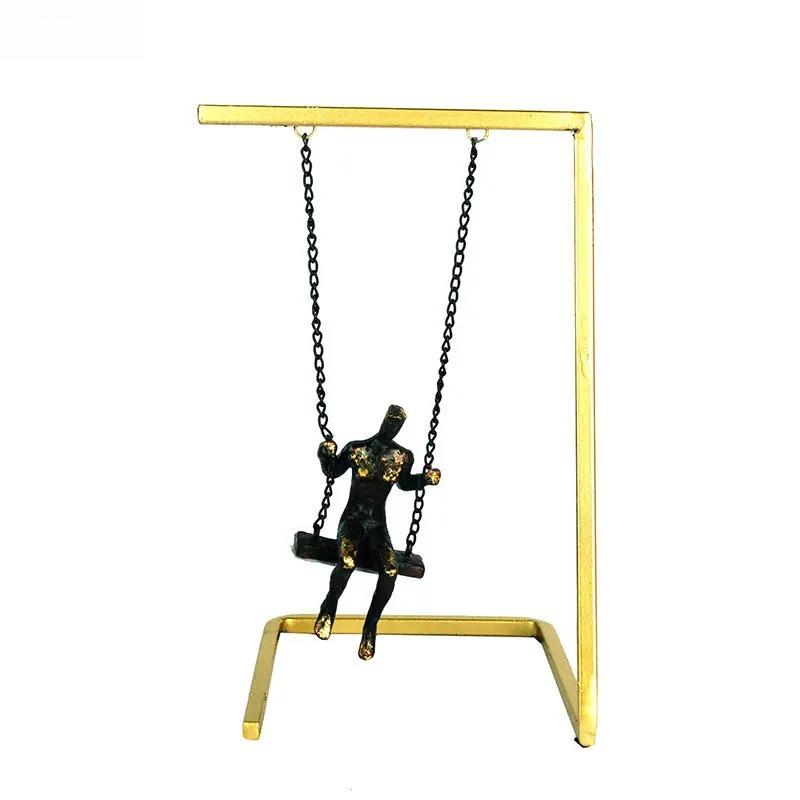 Metallschaukel Charakter Abstrakte Handwerkskunst Statue Goldene Schaukel Figuren Metallskulptur Schreibtischdekoration Ornamente Moderne Wohnkultur