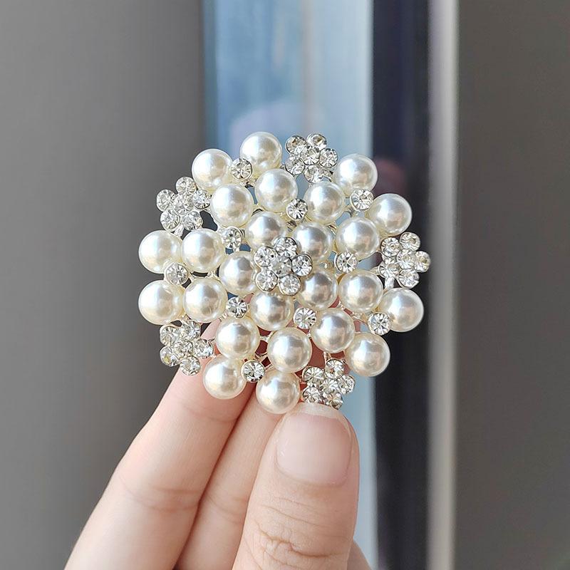 SKEDS Women Girls Elegnat High-end Flower Pearl Crystal Brooch Pin Fashion Exquisite Party Banquet Badges Corsages For Lady