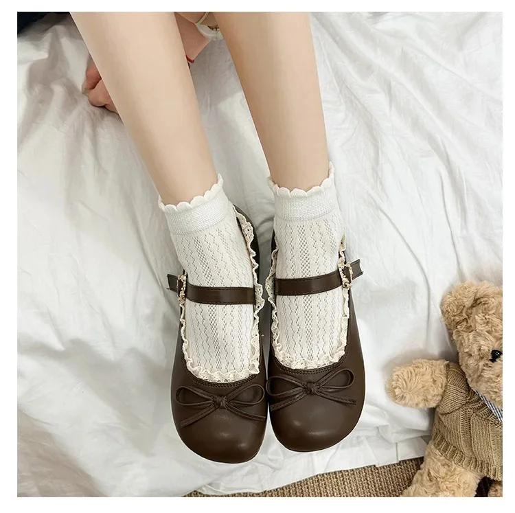 Fashion Retro round Toe Flat Bottom Mary Jane Shoes Women's Soft Sole Spring Autumn Dress Shoes Polka Dot Pattern Rubber Outsole