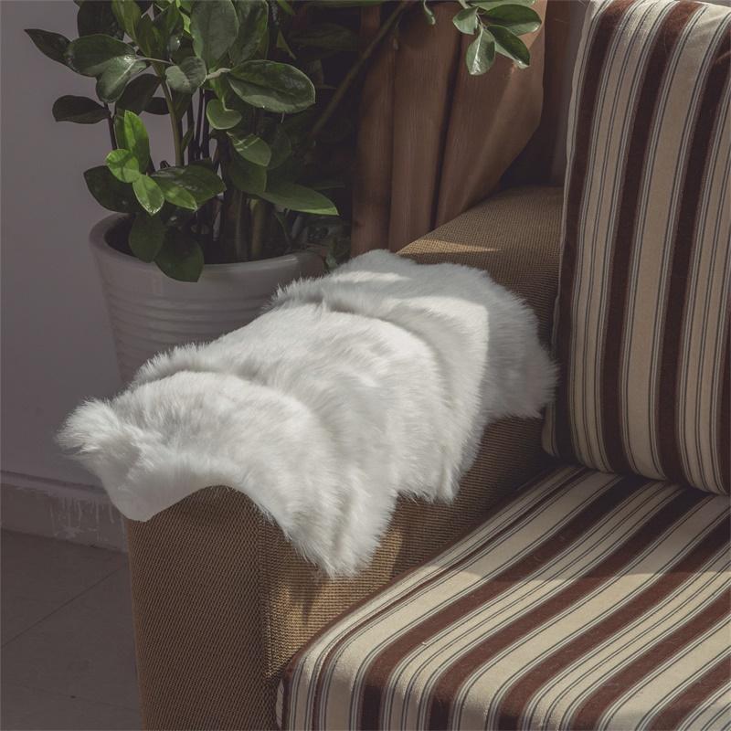 Soft Faux Sheepskin Fur Rug Artificial Wool Sheepskin Parlor Sofa Hairy Carpets Washable Indoor Seat Rugs Decorative Mat