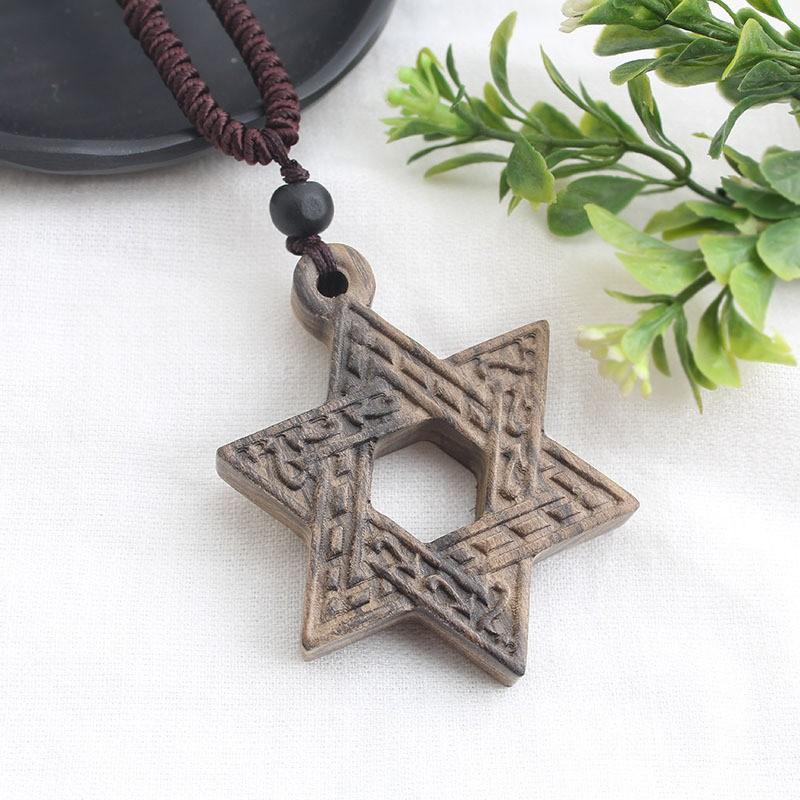 Handmade Wooden Pendant Necklace Ethnic Boho Style Long Chain Leaf Design Natural Women