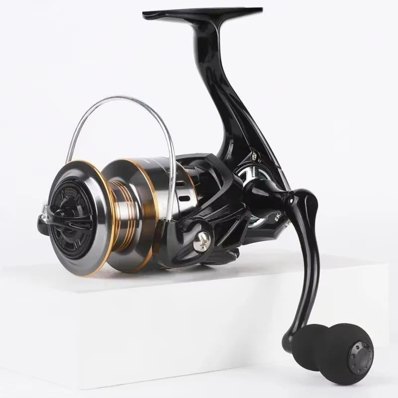 Professional Ltra-light 1000~7000 Series Long-distance Casting Fishing Reel 5.2:1 Gear Ratio, 26LB Maximum Drag CNC Metal Spool Spinning Fishing Reel