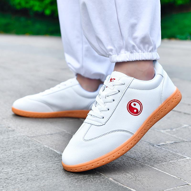 Special Tai Chi Shoes Women's Lightweight Breathable Walking Shoes Non-slip and Wear-resistant Tai Chi Practice Shoes Beef Tendon Sole Men's Martial 