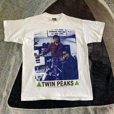 Twin Peaks Big Ed & James Hurley 1990 White Short Sleeve Unisex Tshirt S-5XL Unisex T-Shirt