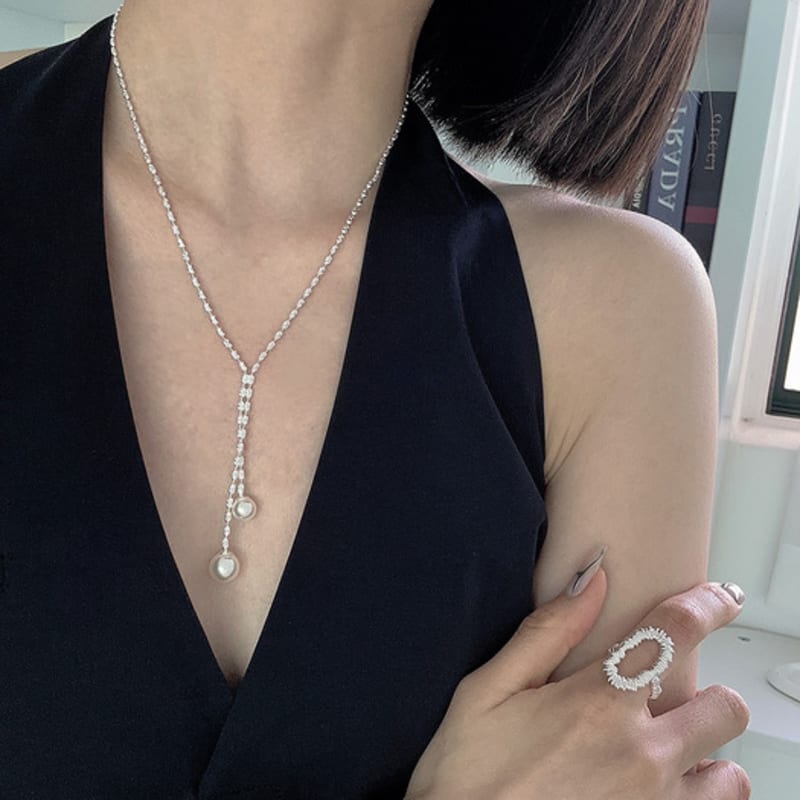 

mosxe [925silver] V cut drop pearl necklace silver