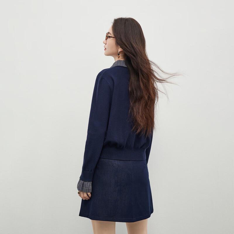 Women's Contrast Color Embroidered Knit Sweater