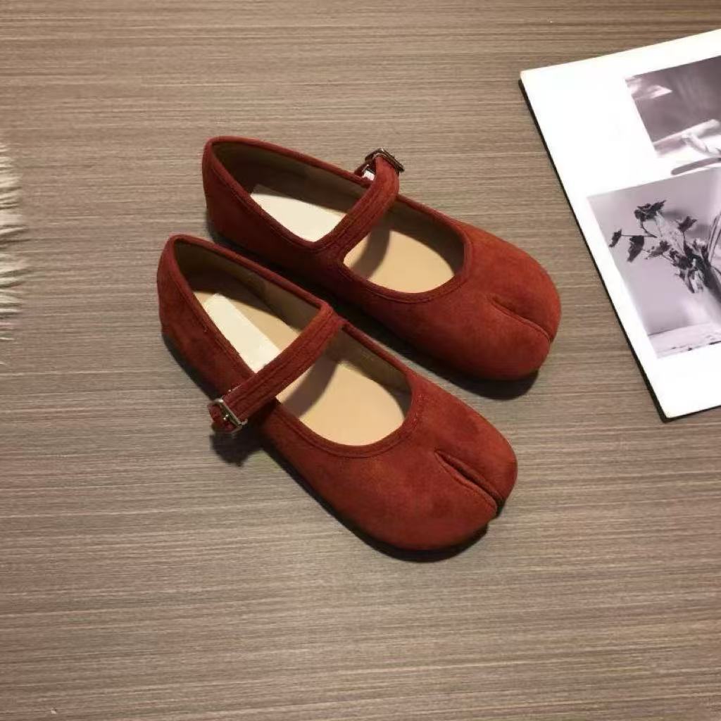 

Коровья кожа~ Свиные ножки с раздвоенным носком с мелким вырезом леопардовый принт ретро туфли бабушки новые туфли на плоской подошве с круглым носком и ремешком с пряжкой женские 39 красный