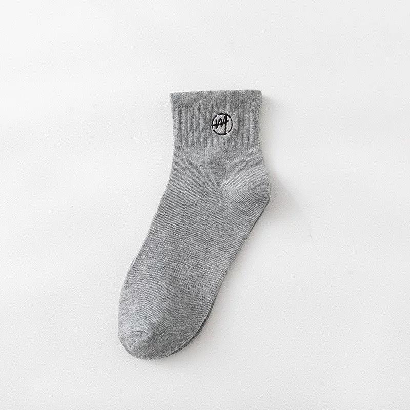 Men's Spring and Autumn Pure Cotton Solid Color Embroidered Sports Short Socks