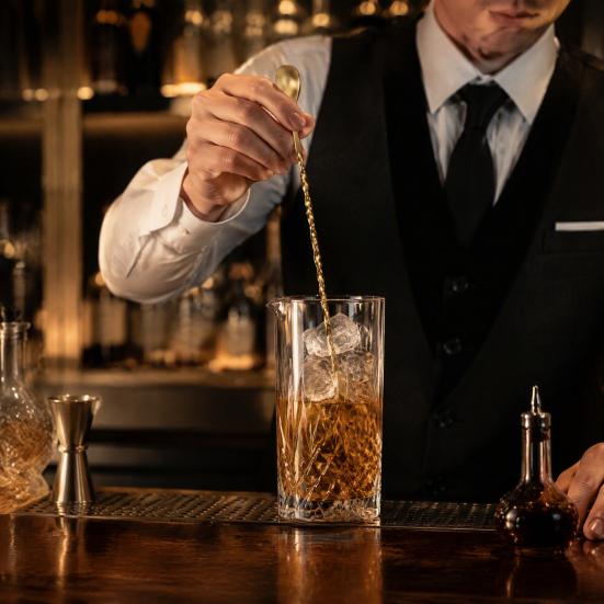 Home Bar Cocktail Shaker Accessory Spoon, Stainless Steel Mixing Stirrer, Long Handle Drink Spoon Kitchen Fruit Tea Stirrer with Spiral Twisted Design