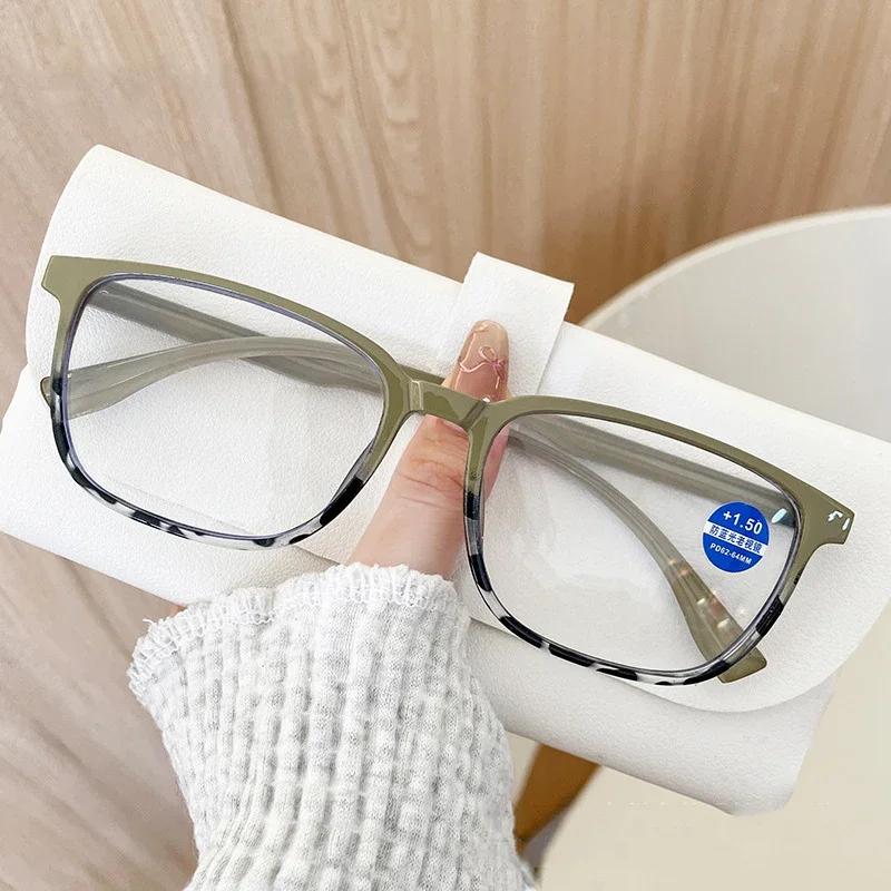 Retro Square Frame Presbyopia Glasses for Women Neutral Light Luxury Glasses HD Anti-blue Light Reading Glasses Diopter To 0+4.0
