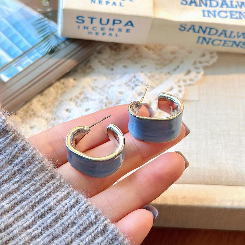 

Стильные и простые синие серьги-капли масла, темперамент легкой роскоши, высококлассные серьги-пусеты, французские нишевые универсальные серьги, женские