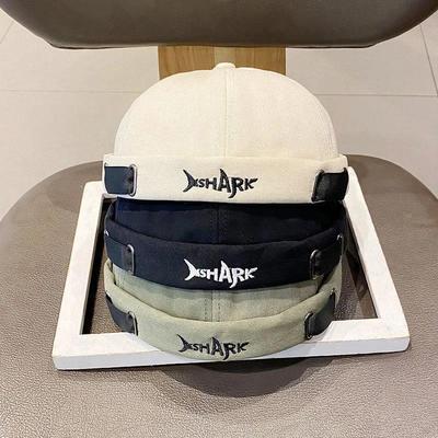 Koreanische Version Melonenhut für Männer Sommer Retro Trendy Krempenloser Vermieterhut für Frauen Hip-Hop Street Inch Hut für Männer