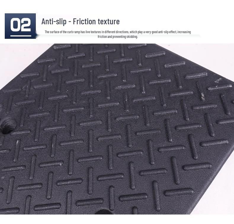 Uphill Assist Rubber Curb Ramp for Cars: Triangular Climbing Pad