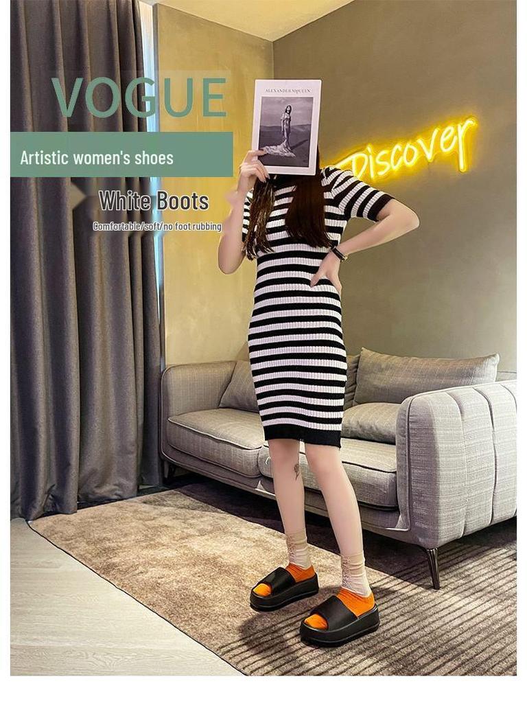 Women's High-Soled Platform Slippers - New Korean Summer Styles, Trendy and Versatile Height-Enhancing Sandals.