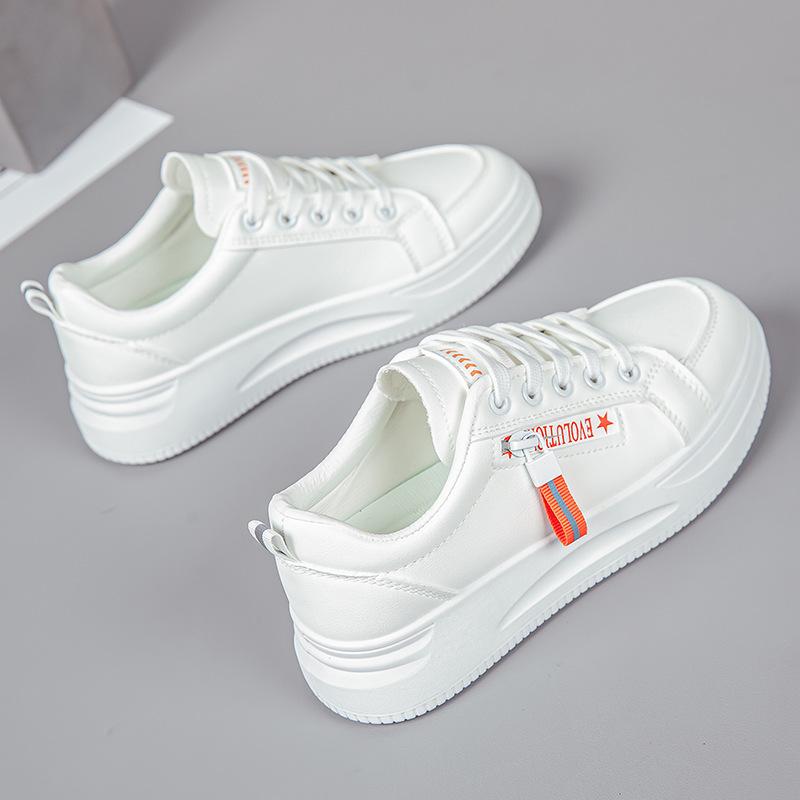 

2025 popular spring and autumn lightweight little white shoes, leather surface heightened soft sole women s breathable thick sole sports and leisure s 40
