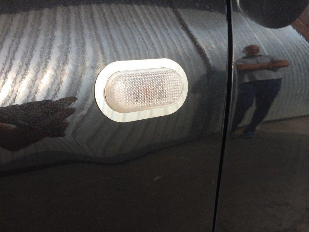 

Обведення поворотника (2 шт, нерж) для Nissan Qashqai 2007-2010 рр.