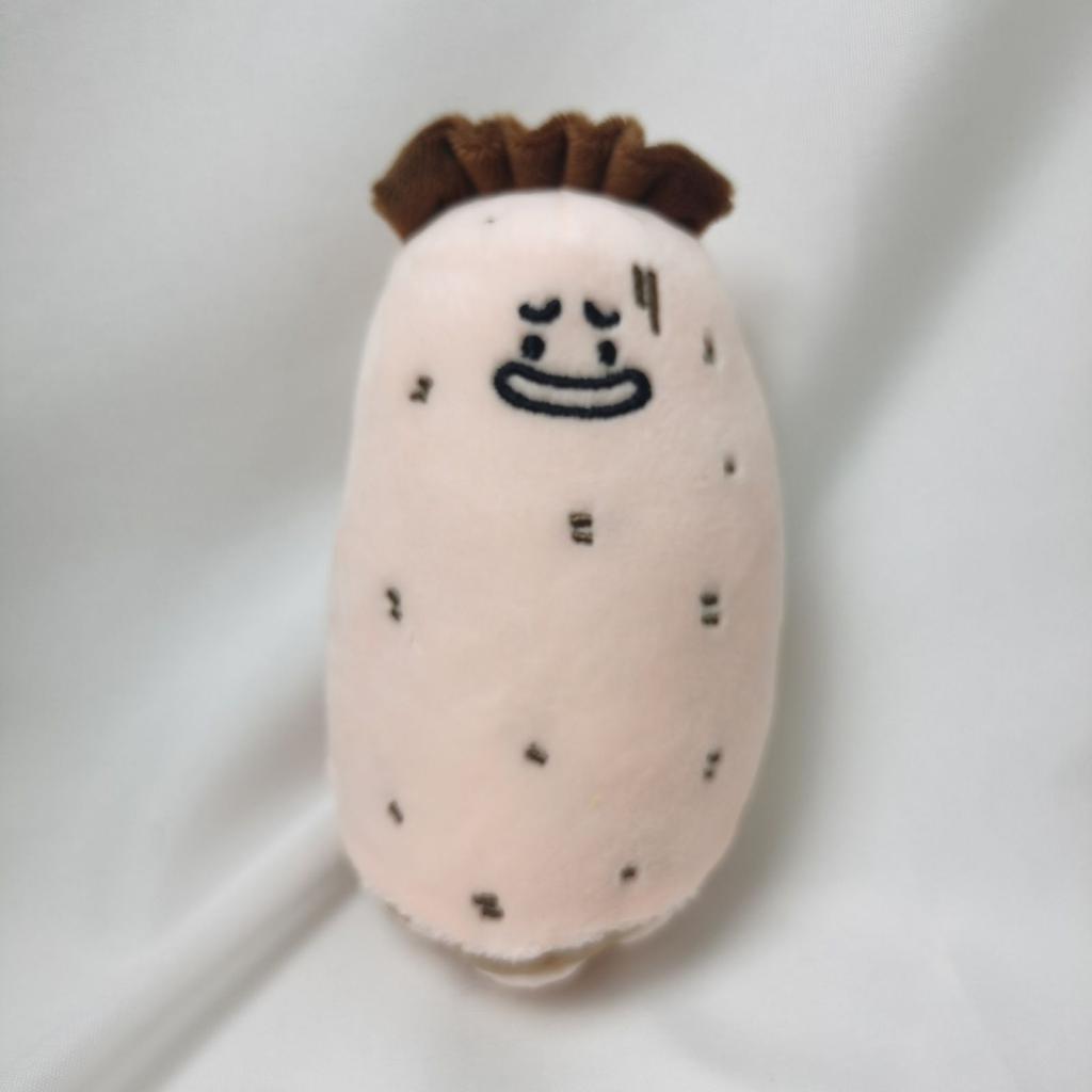 Süße Snacks, Gemüse- und Obstserien, Gesichtsausdrücke, Plüschtiertaschen, Anhänger, Videospielstädte, Maschinen, Geschenke