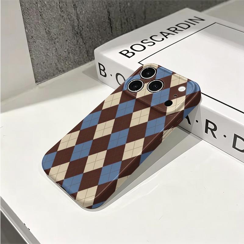 Classic Retro Plaid Argyle Geometric Pattern Art Film Aesthetic Protective Shockproof Bumper Case Cover For iPhone 14 15 16 Pro Max Plus