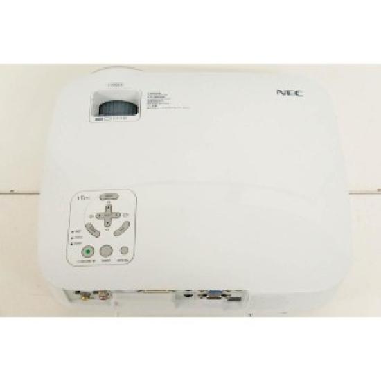 BRUKT NEC VT695J 3LCD XGA-projektor – 2500 ANSI lumen, 1040×768 oppløsning, 100–240 V AC
