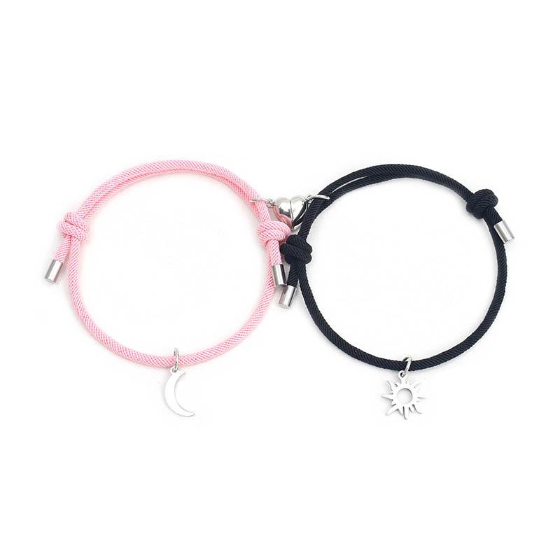 Romantic Couple Bracelet 2Pcs/Set Heart Magentic Matching Braclet Valentine Day Gift Paired Sun Moon Relationship Love Braslet