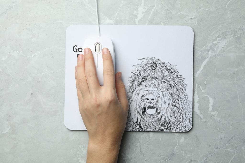 Barbet, Fransız Su Köpeği - baskılı mouse pad, kişiselleştirilmiş köpek temalı mouse pad, Art-Dog markasından bir ofis çalışanı için benzersiz bir gadget