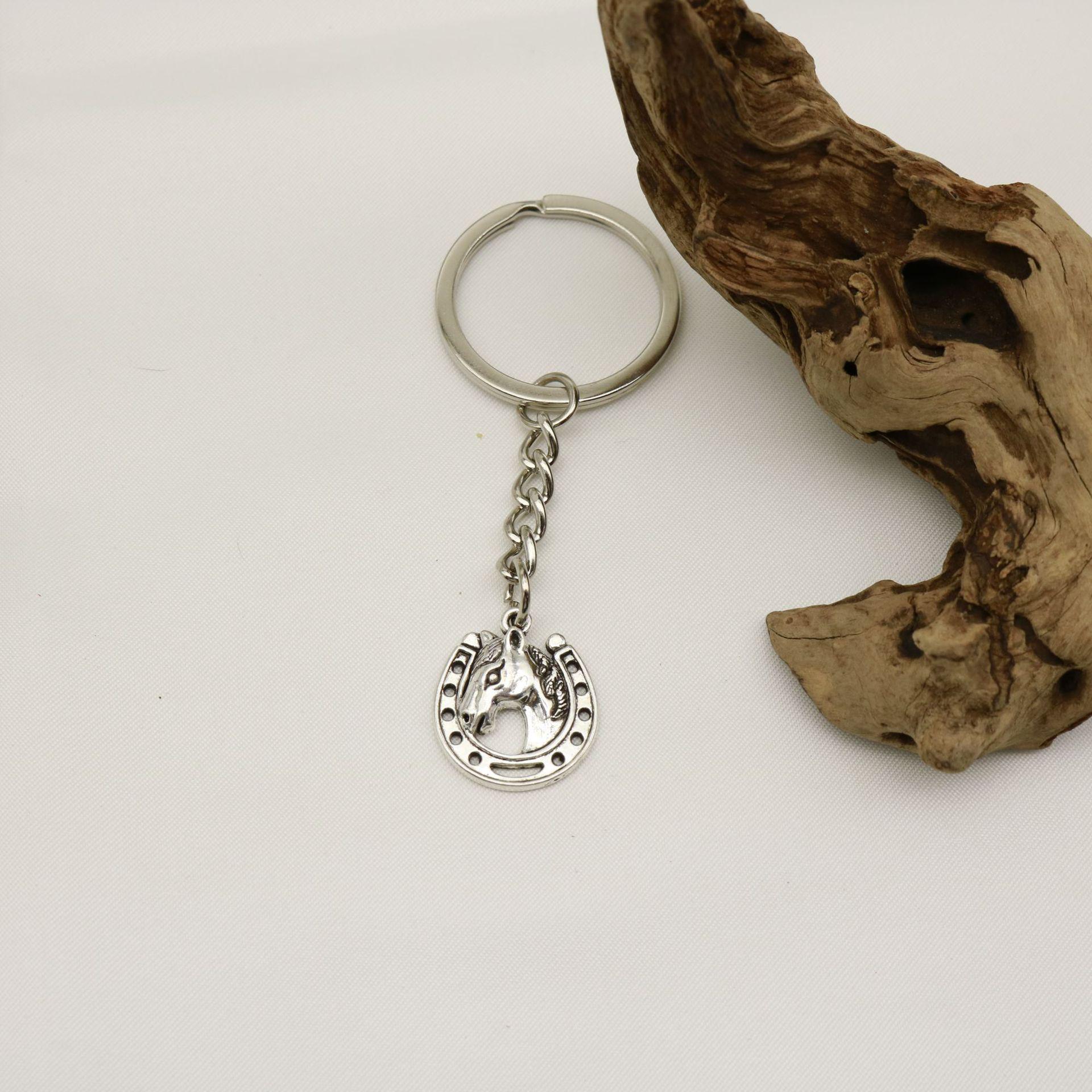 Horseshoe Keychain Pendant - Simple Design