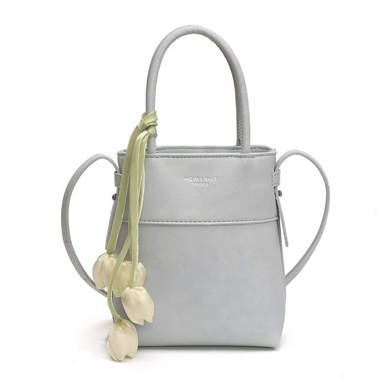 Crossbody Bag Women's New Niche Versatile Small Shoulder Underarm Bag Fashion Bucket Bag Tide