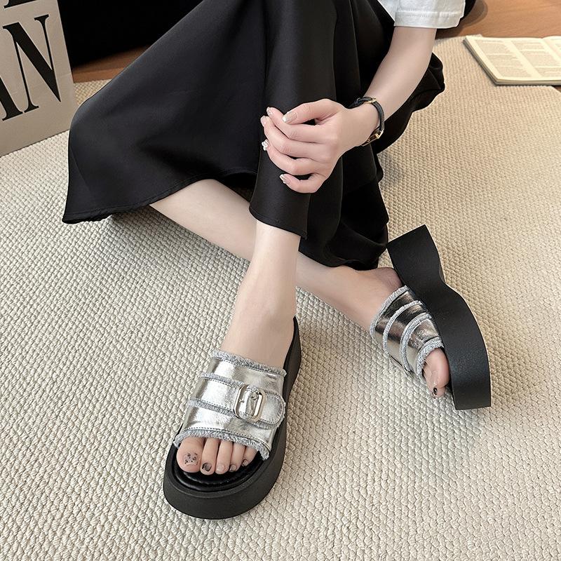 Fashion Versatile Thick Bottom Increases Height and Looks Thin One-word Slippers Women's 2025 Summer Wear Casual Skirt Beach Sandals