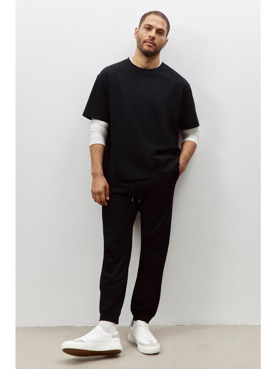 Спортивные штаны HM Regular Fit, черные 0970817001 XSEUR XSS