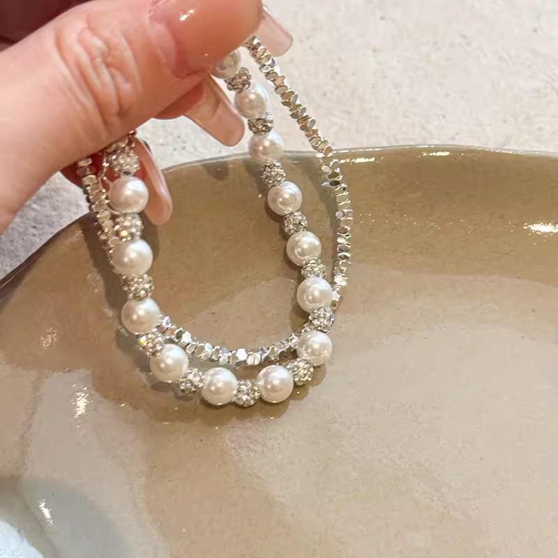 Brățară cu mărgele Gypsophila Pearl Silver: Șic și Elegant pentru Studenți și Iubite