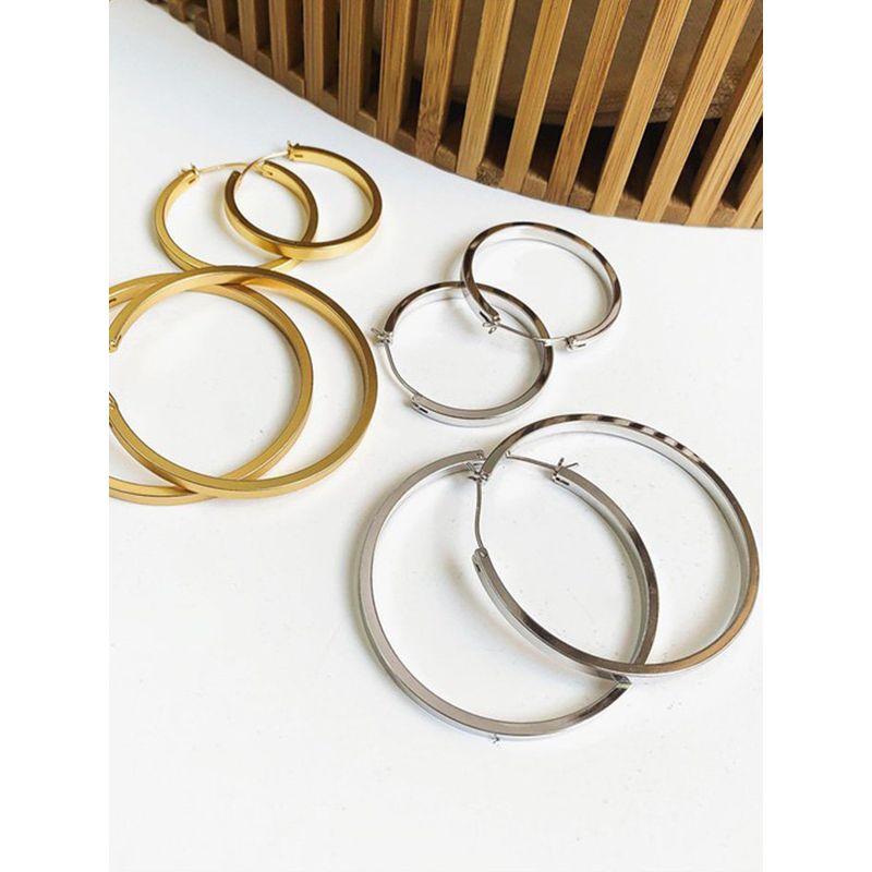 

Fashion Exaggerated Metal Big Ring Minimalist Gold and Silver round Ring Earrings Titanium Steel Ear Studs Blogger Ear Ring Trendy Earrings for Women E Small Size 2cm Gold