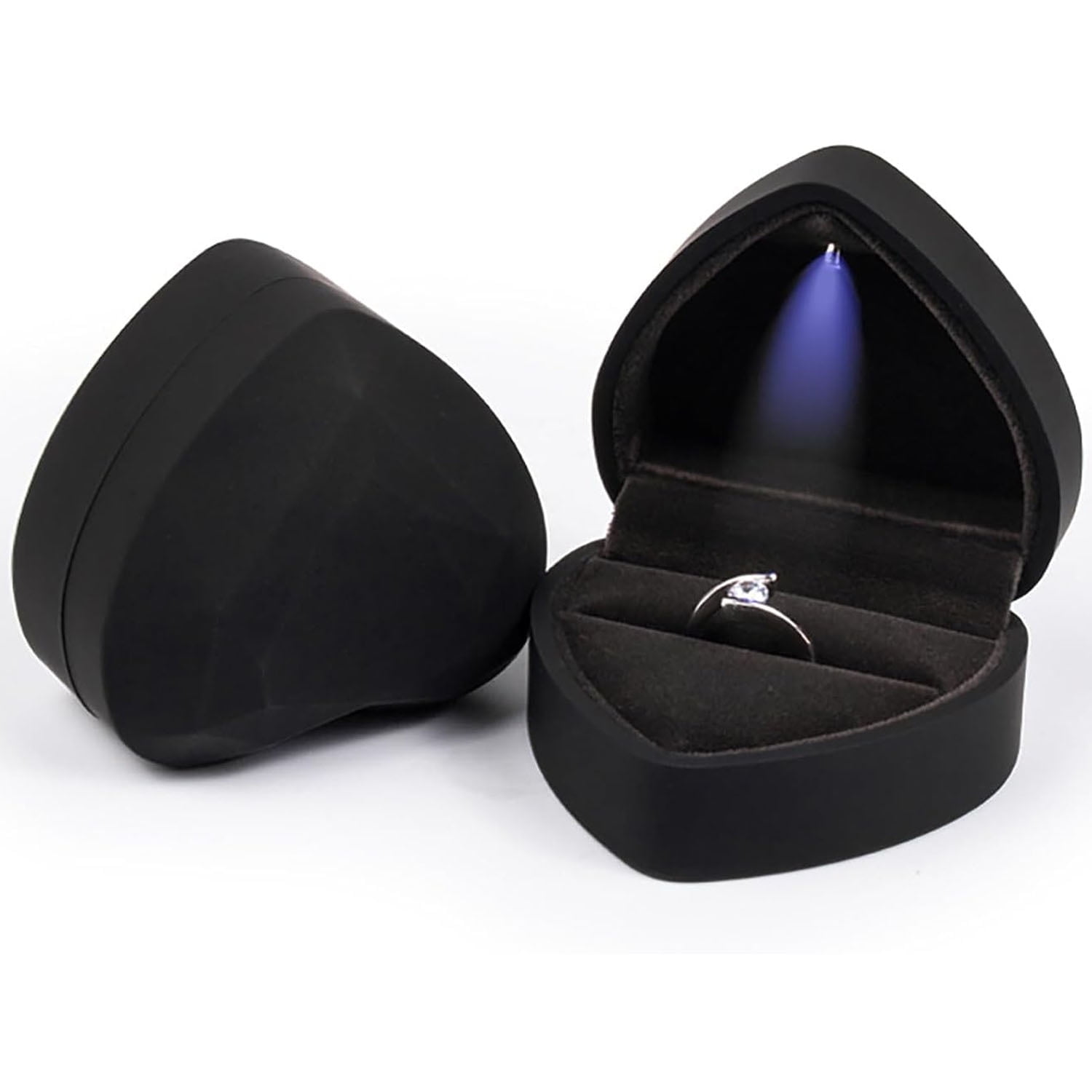 

A heart-shaped ring gift box with LED light, a velvet earring jewelry box with light 1PCS