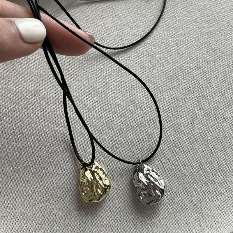 European American Irregular Geometry Pendant All-matched Clavicle Chain Novel Wax Line Cold Wind Necklace for Girls