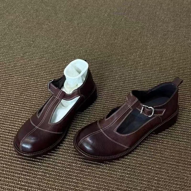 Fashion Luxury Retro Women Flats 2025 Casual Round Toe Buckle T-strap Women Loafers New British Style Soft Walking Women Flat Shoes