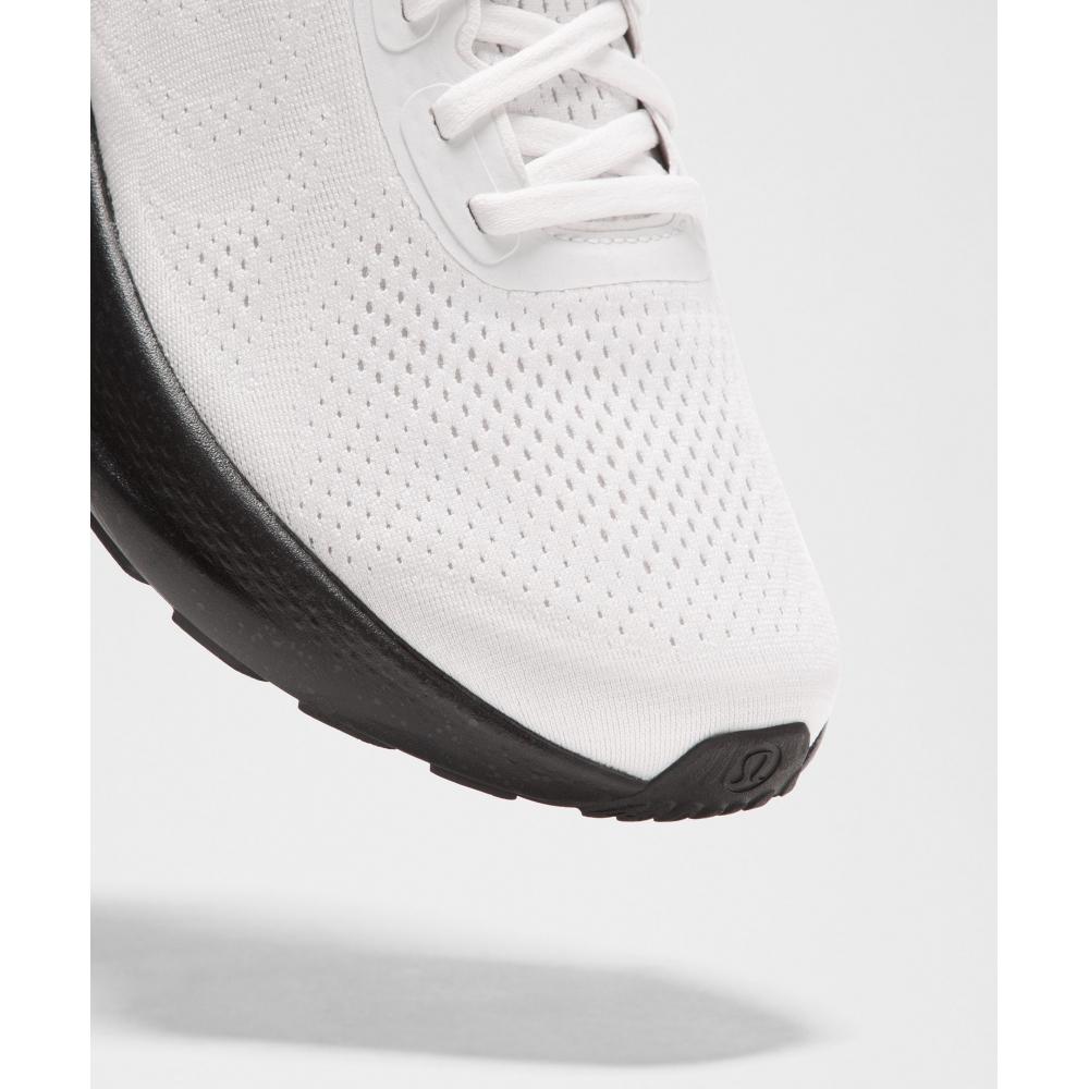 Lululemon Men S Beyondfeel Running Shoe Light Vapor Black Black