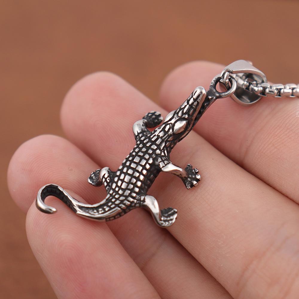 

Ожерелье из нержавеющей стали в стиле панк-крокодил, мужская уникальная подвеска в виде геккона-хамелеона, модные аксессуары в виде рыцаря-ящерицы в виде животных