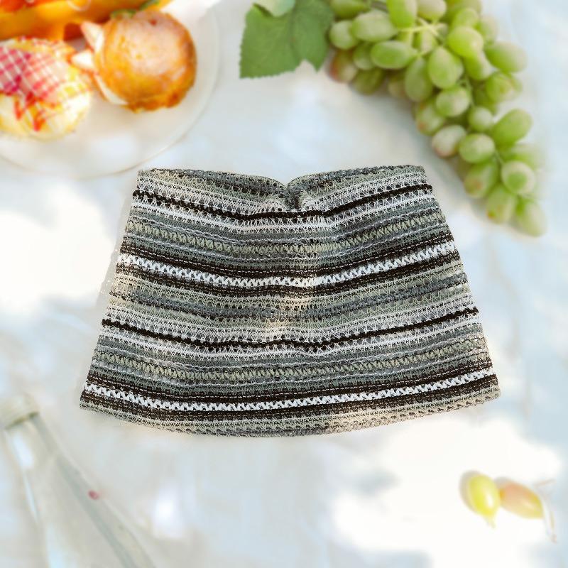 

Шапочка-козырек от солнца с маленькими рожками, летняя тонкая ажурная вязаная шапка, женская индивидуальная простая шерстяная шапка с контрастной расцветкой average size