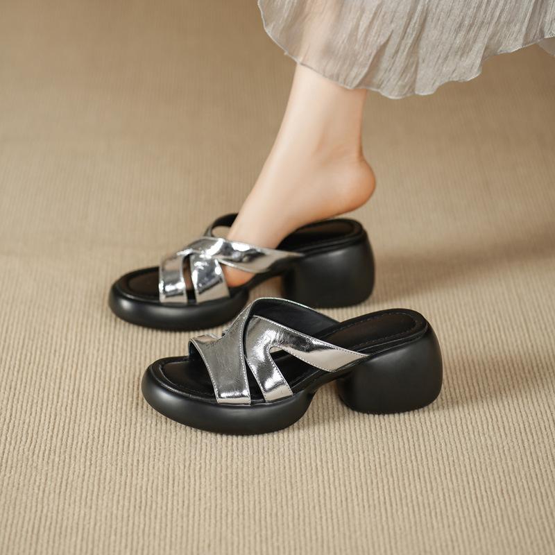 Open-toed thick-soled sandals women's leather outer wear one-word slippers new summer high-heeled slippers